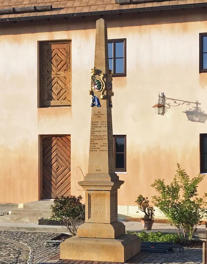 Ferienwohnung Wachstube Mit 3 Schlafraeumen Im Rittergut Leppersdorf Wachau Exterior foto
