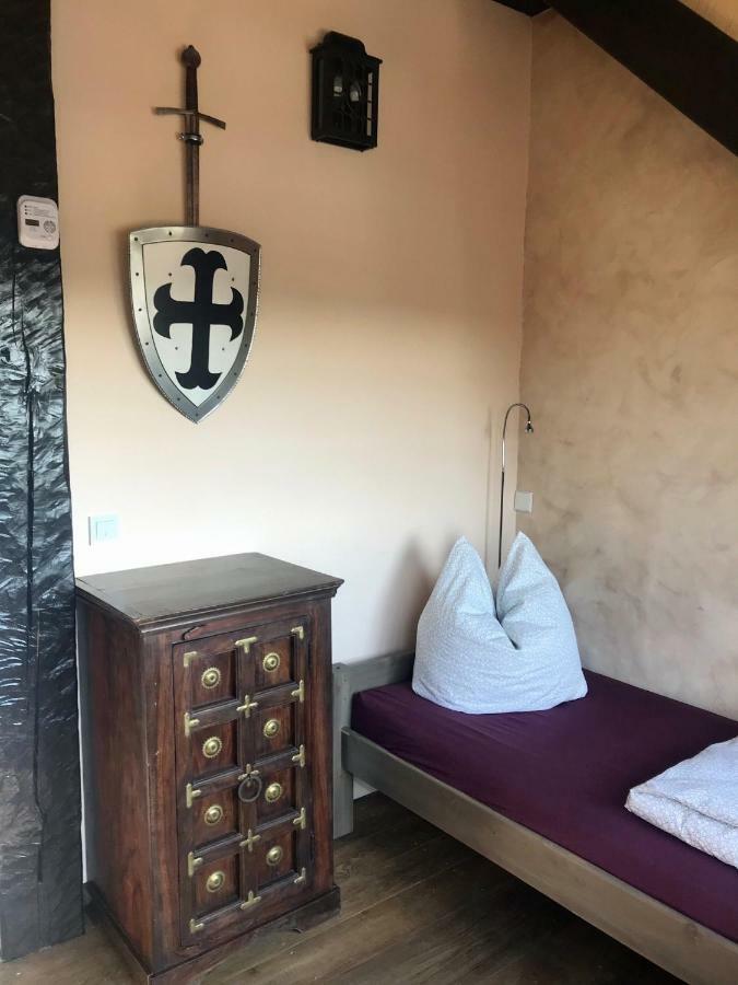 Ferienwohnung Wachstube Mit 3 Schlafraeumen Im Rittergut Leppersdorf Wachau Exterior foto
